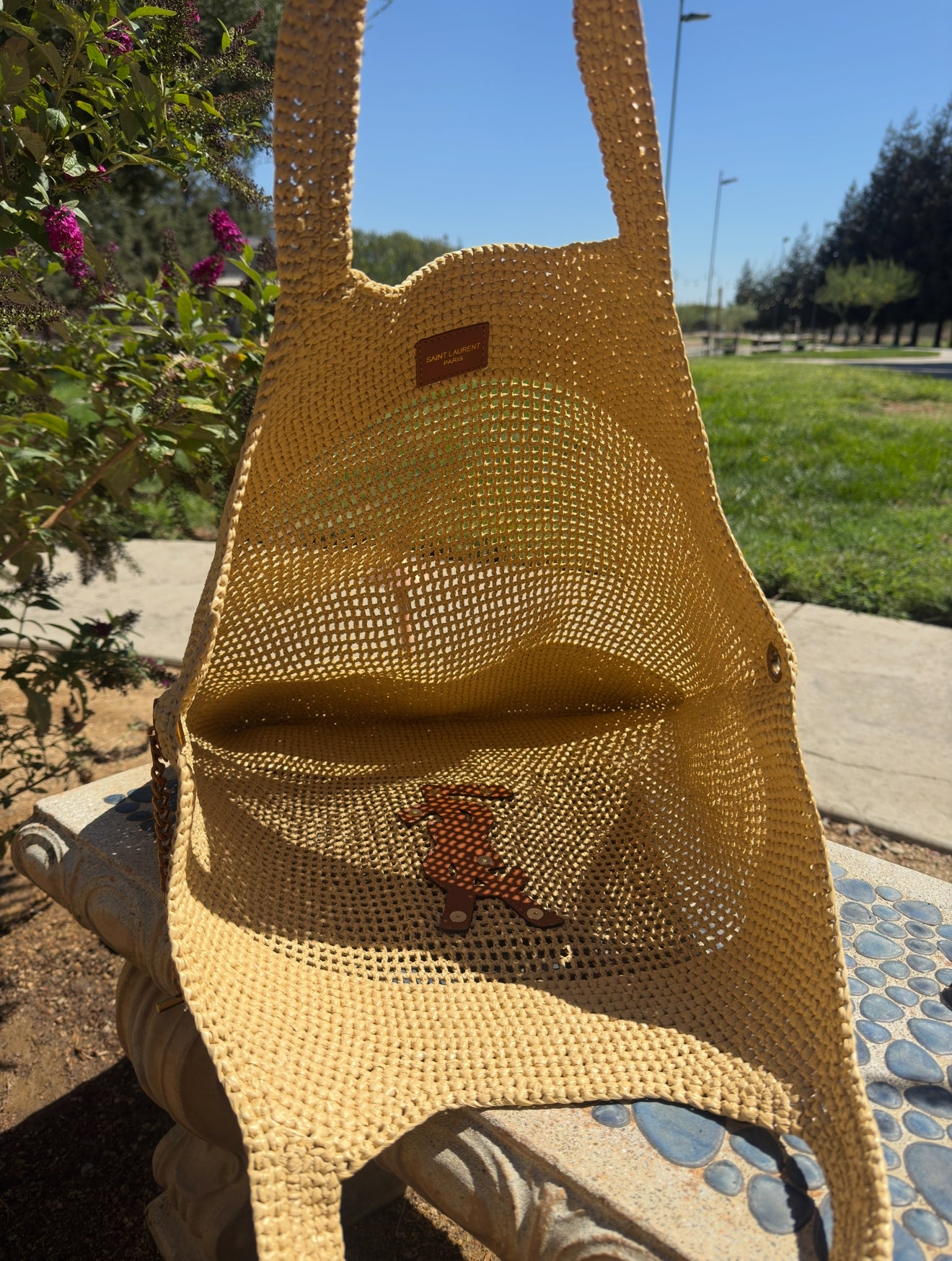 PREMIUM QUALITY RAFFIA BAG.